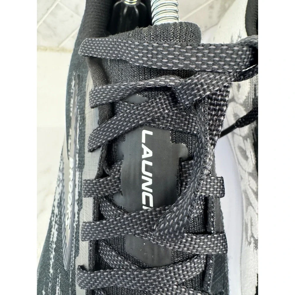 Brooks Launch 11 Running Shoes Mens Size 8.5 D 8.5D Black White Sneakers Mesh
